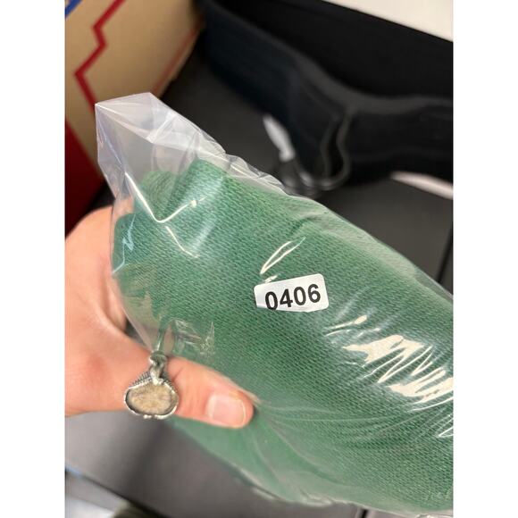 VINTAGE 70s Wauwatosa Sweater Mens Medium Green Knit Cozy Pullover VNeck Varsity - Picture 6 of 6